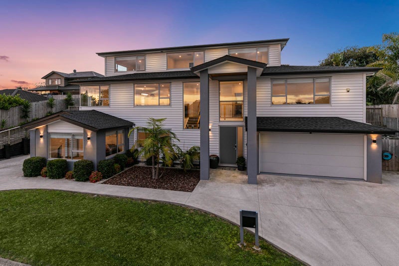 4 Northbrook Close, Greenhithe, Auckland - Carousel 1