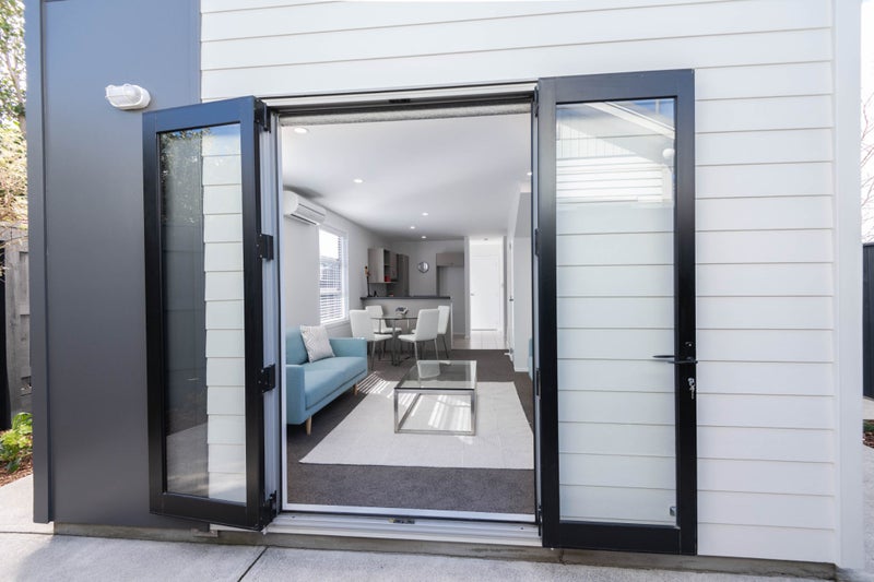 24B Main Road, Titahi Bay, Porirua - Carousel 1