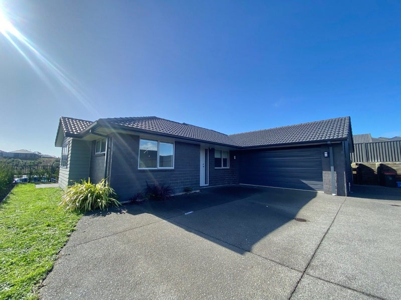 1 Cascade Way, Omokoroa - Carousel 1