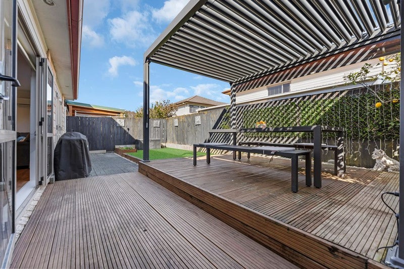 40 Maypark Crescent, Flat Bush, Auckland - Carousel 2