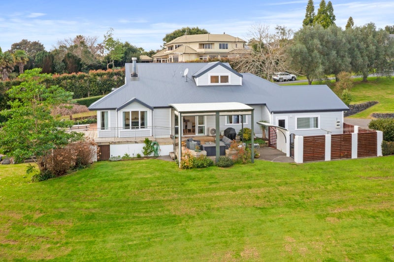 1 Zapote Place, Ohauiti, Tauranga - Carousel 1