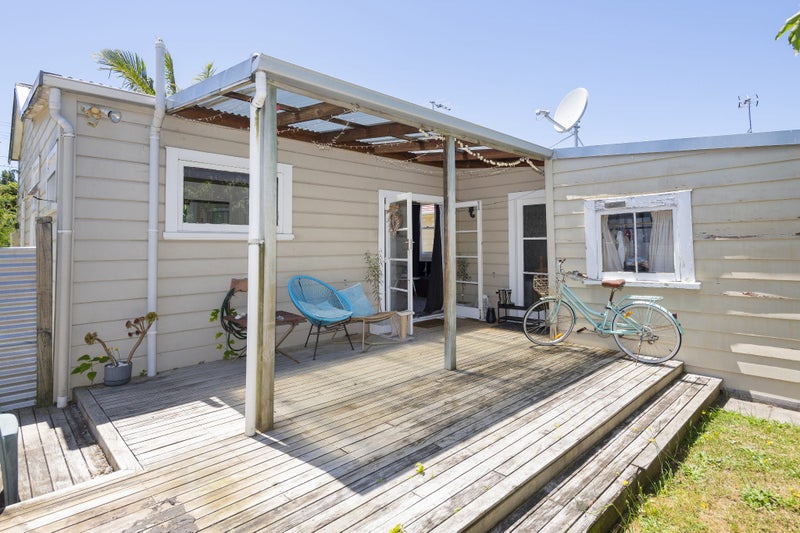 10 Williams Street, Gisborne, Gisborne - Carousel 2