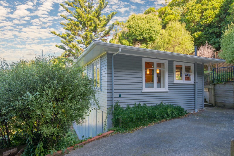 5 Broomhill Road, Highbury, Wellington - Carousel 1
