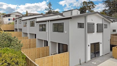 6/31 Sheridan Drive, New Lynn, Auckland - Carousel 1