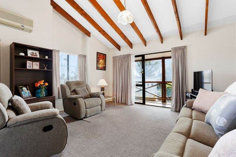 3/25 Captain Scott Road, Glen Eden, Auckland - Carousel 2