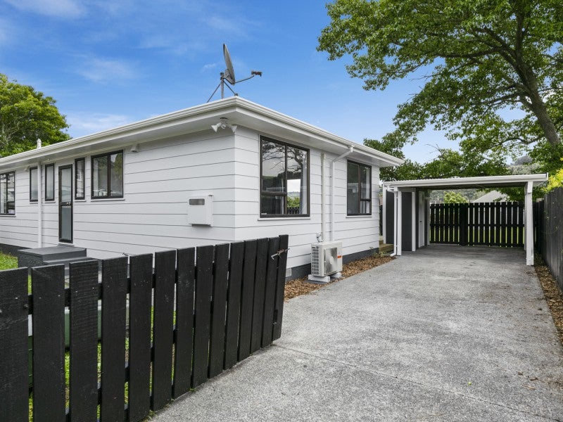 1/10 Clement Grove, Taita, Lower Hutt - Carousel 1