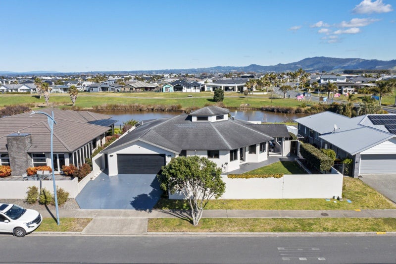 6 Palazzo Drive, Papamoa Beach, Papamoa - Carousel 1