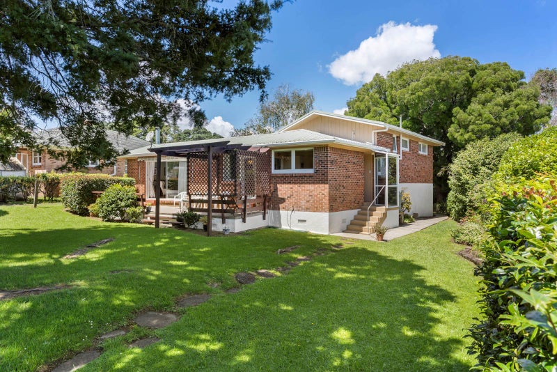 26 Kelvyn Grove, Hillpark, Auckland - Carousel 2