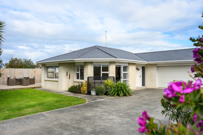 3 Ferry Street, Foxton Beach, Foxton - Carousel 1