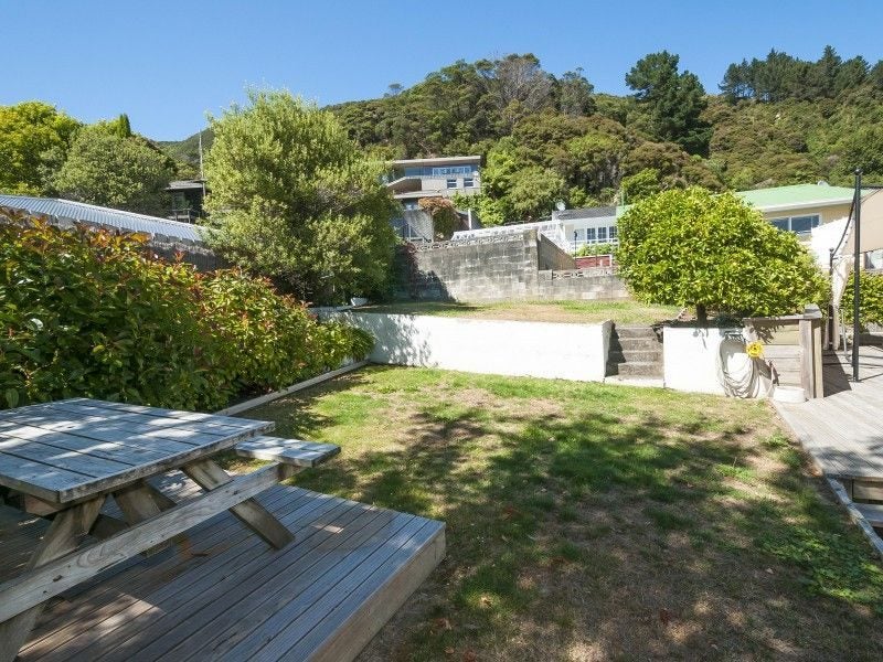 2 Volkner Grove, Waterloo, Lower Hutt - Carousel 25