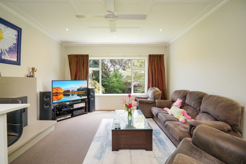 39 Lees Street, Gladstone, Invercargill - Carousel 2