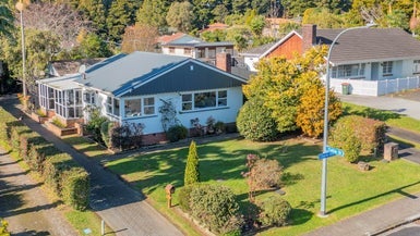 58 David Avenue, Hillpark, Auckland - Carousel 1