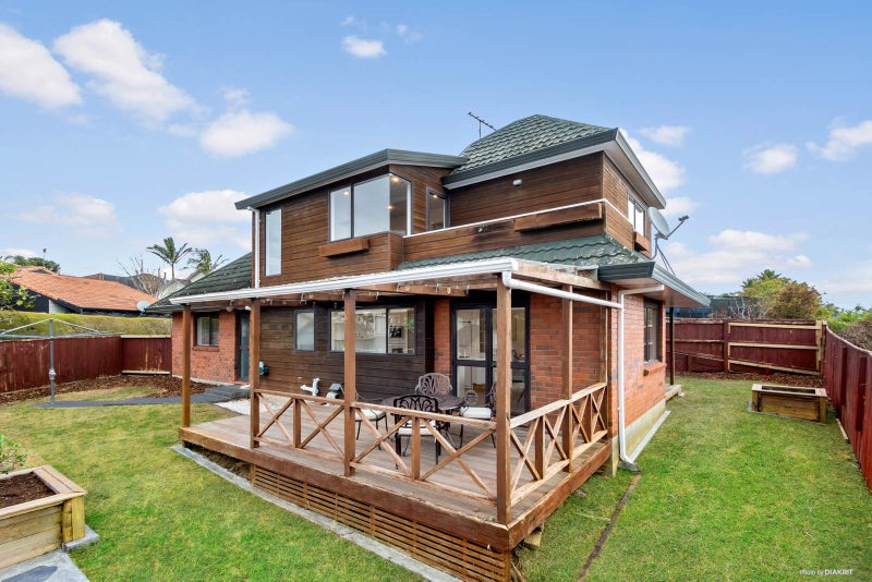2/50 Simmental Crescent, Somerville, Manukau - Carousel 1