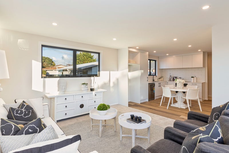 52B Waipani Road, Te Atatu Peninsula, Auckland - Carousel 1