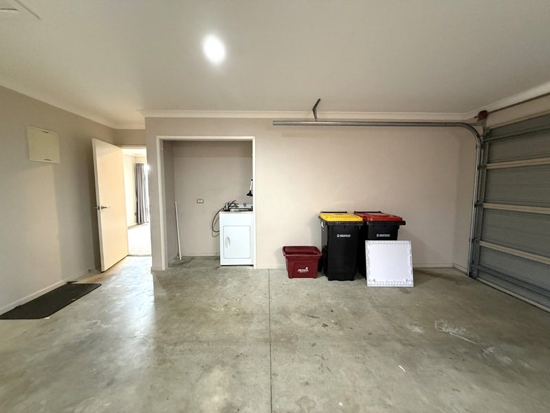 112 Milton Terrace, Picton - Carousel 25