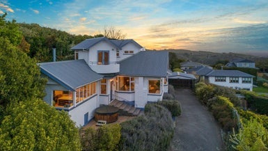 168 Hackthorne Road, Cashmere, Christchurch - Carousel 1