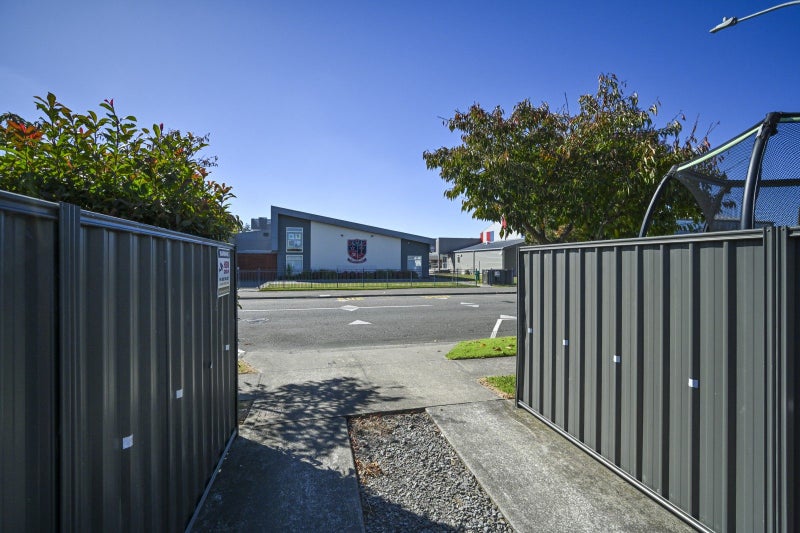 503A Jervois Street, Mayfair, Hastings - Carousel 17