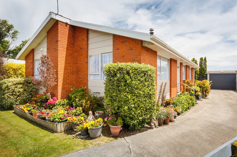 20 Rutland Place, Milson, Palmerston North - Carousel 1