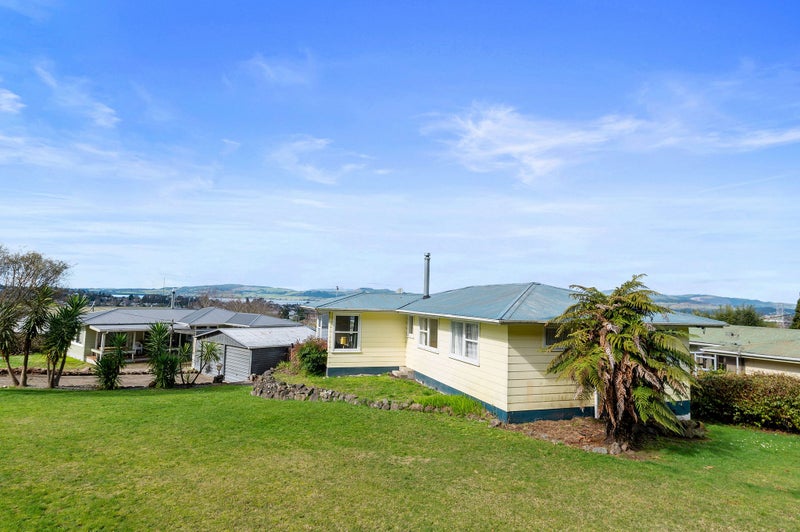 82 Mallard Drive, Selwyn Heights, Rotorua - Carousel 1