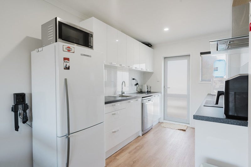 2/10 Avon Street, Frankton, Hamilton - Carousel 2