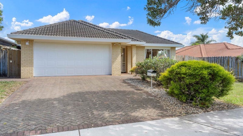 43 Maghera Drive, East Tamaki Heights, Auckland - Carousel 1