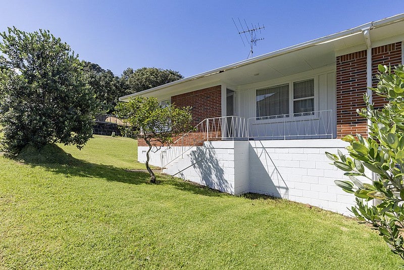 1/16 Parau Street, Three Kings, Auckland - Carousel 2