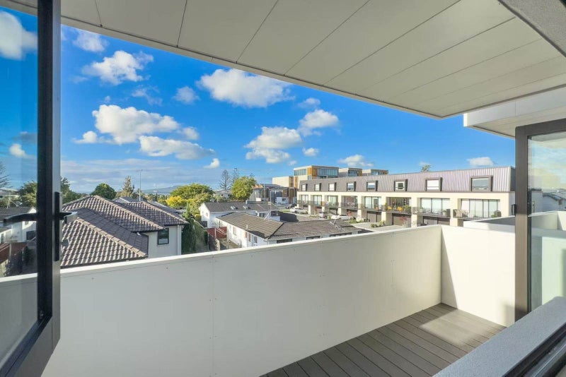 306/243 Kepa Road, Mission Bay, Auckland - Carousel 18