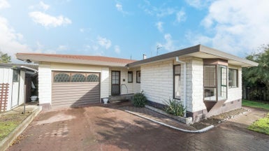 574 Main Road, Stoke, Nelson - Carousel 1