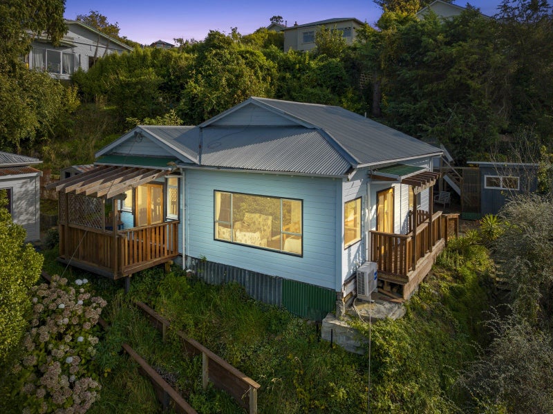 26 Bridge Street, Clyde Hill, Dunedin - Carousel 2