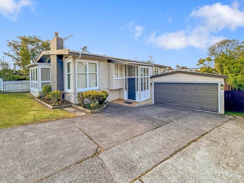 6 Mary Dreaver Street, New Windsor, Auckland - Carousel 1