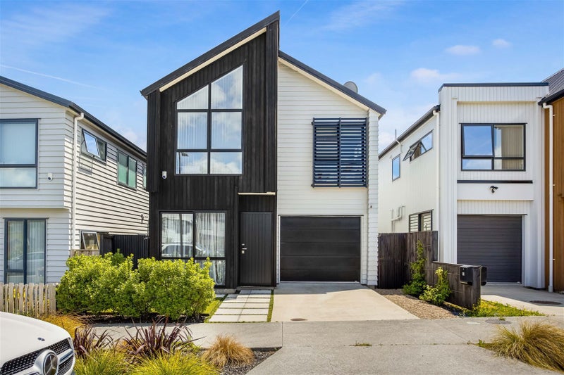 81 Matakohe Road, Westgate, Auckland - Carousel 1