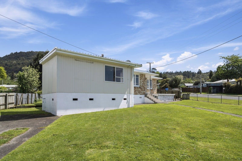 1 Leslie Avenue, Western Heights, Rotorua - Carousel 17