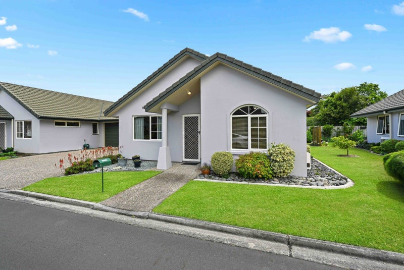 7/16 Rototuna Road, Flagstaff, Hamilton - Carousel 19