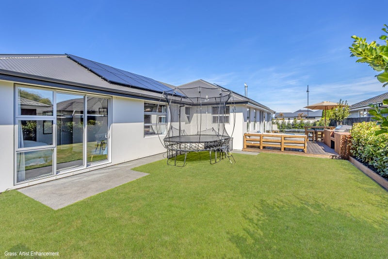 16 Augustine Drive, Aidanfield, Christchurch - Carousel 2