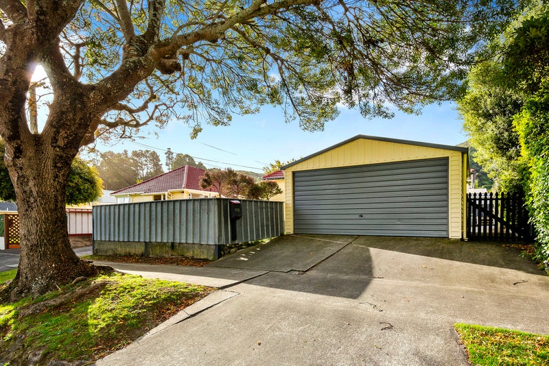 1/113 KOWHAI STREET, NAENAE, LOWER HUTT - Carousel 18