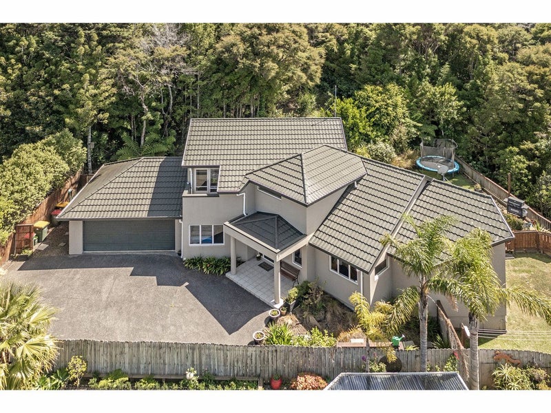 29 Kate Sheppard Avenue, Torbay, Auckland - Carousel 1