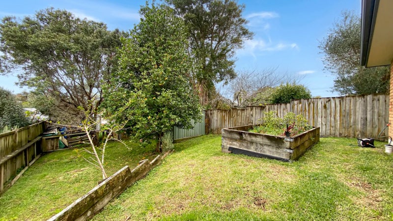 36A Divich Avenue, Te Atatu South, Auckland - Carousel 15