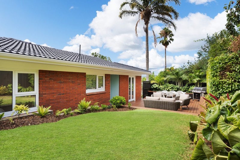 2/15 Archdall Street, Meadowbank, Auckland - Carousel 2