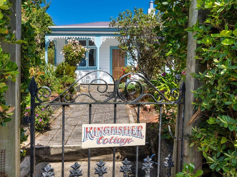 1 Nicholas Street, Portobello, Dunedin - Carousel 1
