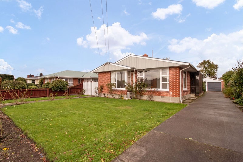 1/301 Wairakei Road, Bryndwr, Christchurch - Carousel 1