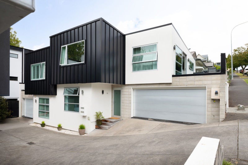 18C Tisdall Street, Hamilton Central, Hamilton - Carousel 1