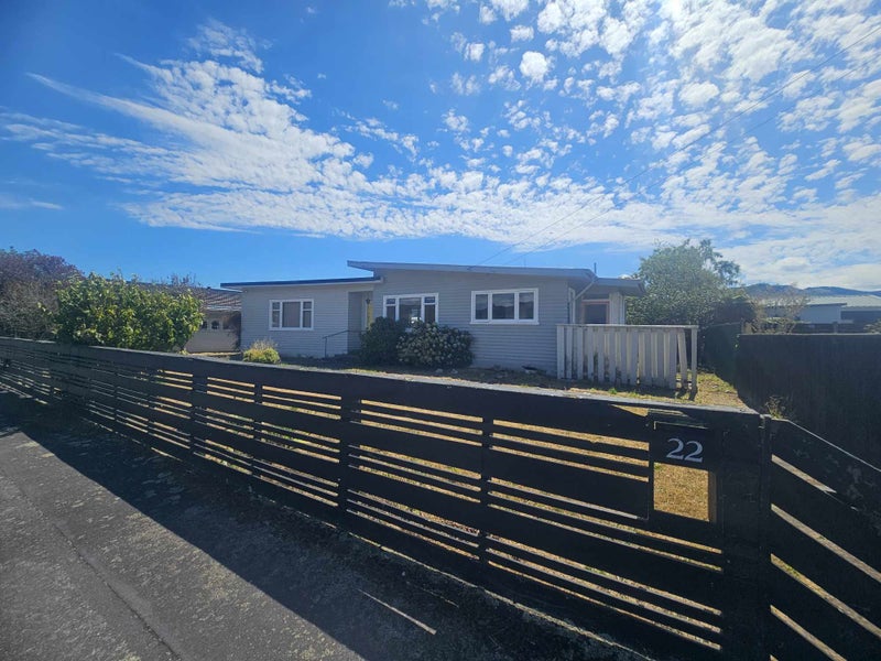 22 Ararino Street, Trentham, Upper Hutt - Carousel 1