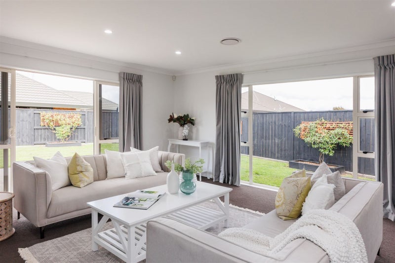 3 Masefield Terrace, Kelvin Grove, Palmerston North - Carousel 2