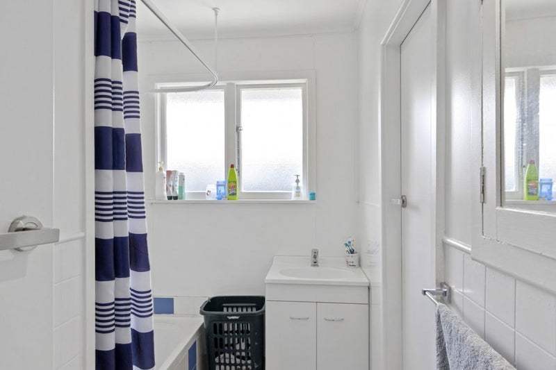 20 Donegal Street, Belfast, Christchurch - Carousel 13