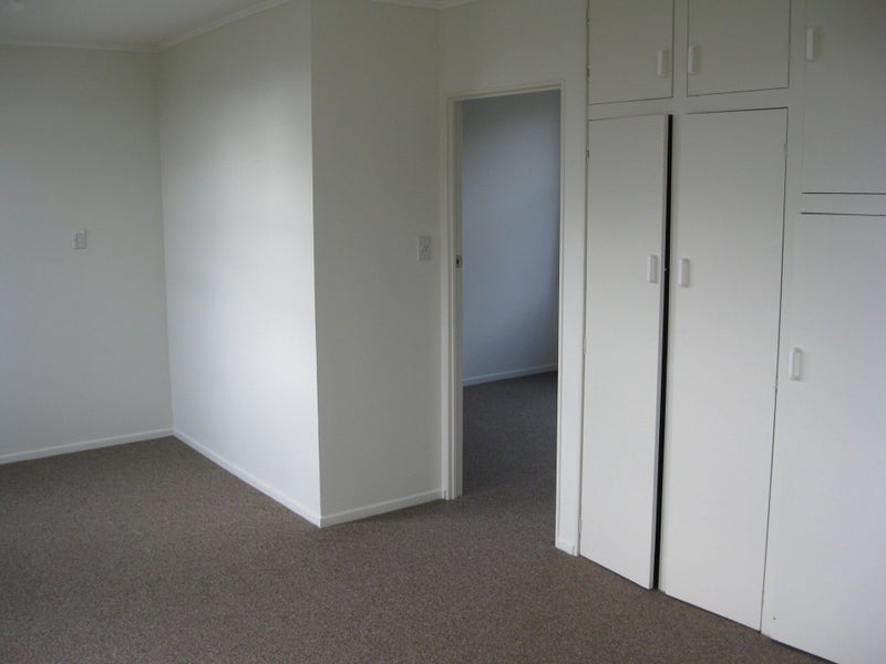 4/36 Methuen Road, Avondale, Auckland - Carousel 2