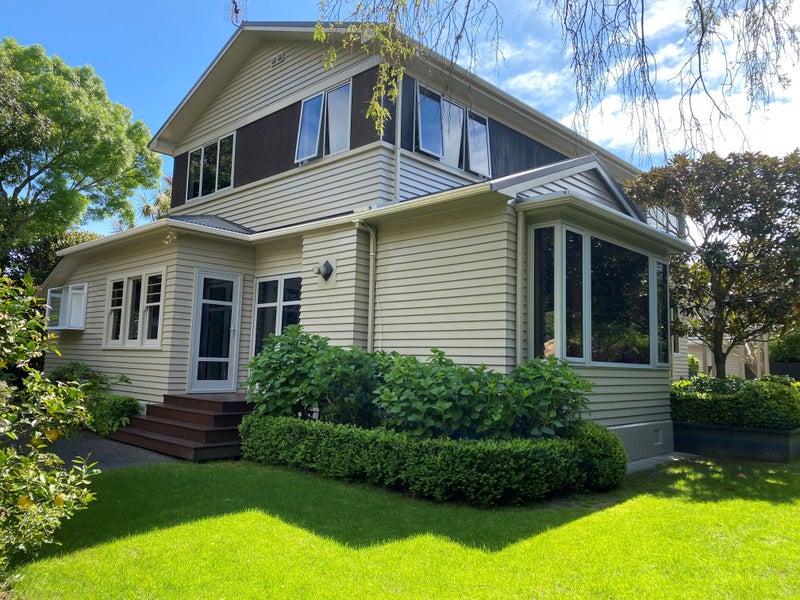 4A Bloomfield Terrace, Hutt Central, Lower Hutt - Carousel 1