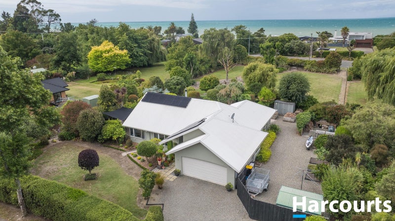 9 Crusader Drive, Ruby Bay, Mapua - Carousel 1
