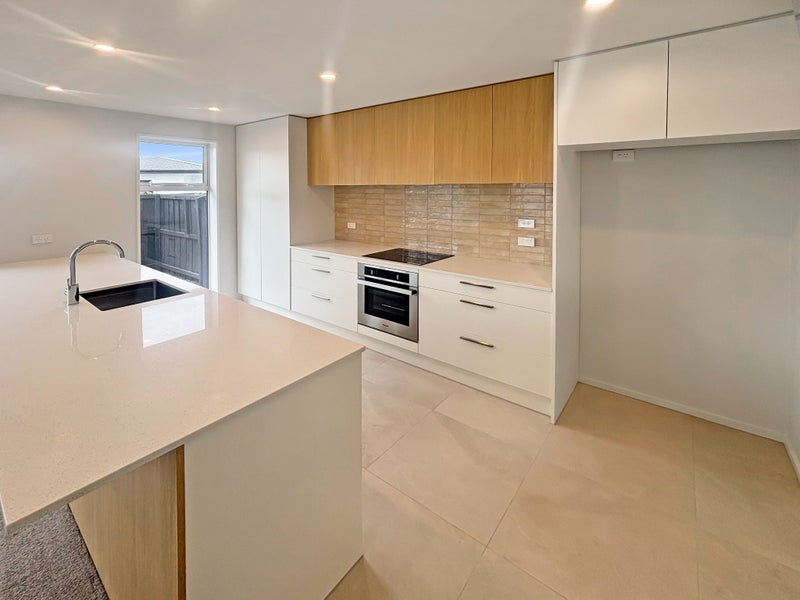 12/9C Cuffs Road, Wainoni, Christchurch - Carousel 2