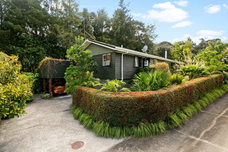 8 Fernwood Grove, Bayview, Auckland - Carousel 2