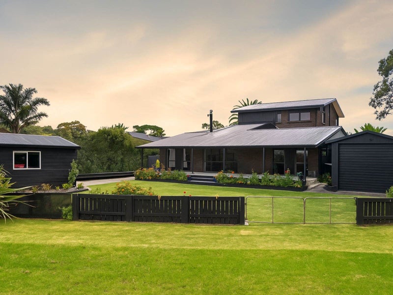 1884 Ngunguru Road, Whangarei - Carousel 2